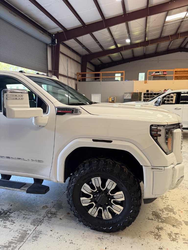 2024 GMC Sierra 2500HD - $69,900