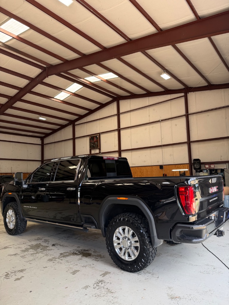 2023 GMC Sierra Hd - $51,900