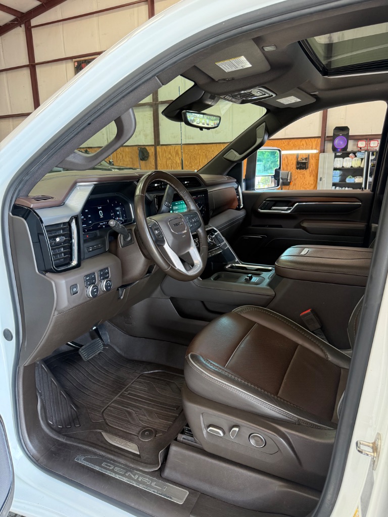 2024 GMC Sierra Hd - $64,900