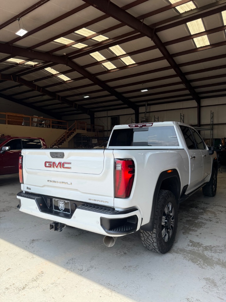 2024 GMC Sierra Hd - $64,900