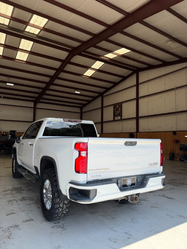 2020 Chevrolet Silverado - $50,900