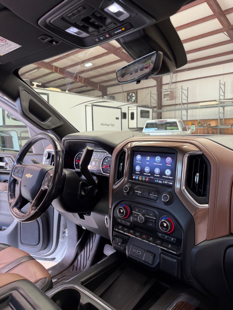 2020 Chevrolet Silverado - $50,900