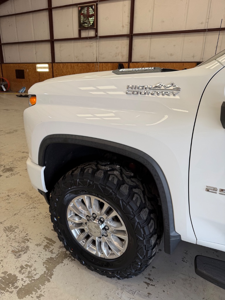 2020 Chevrolet Silverado - $50,900