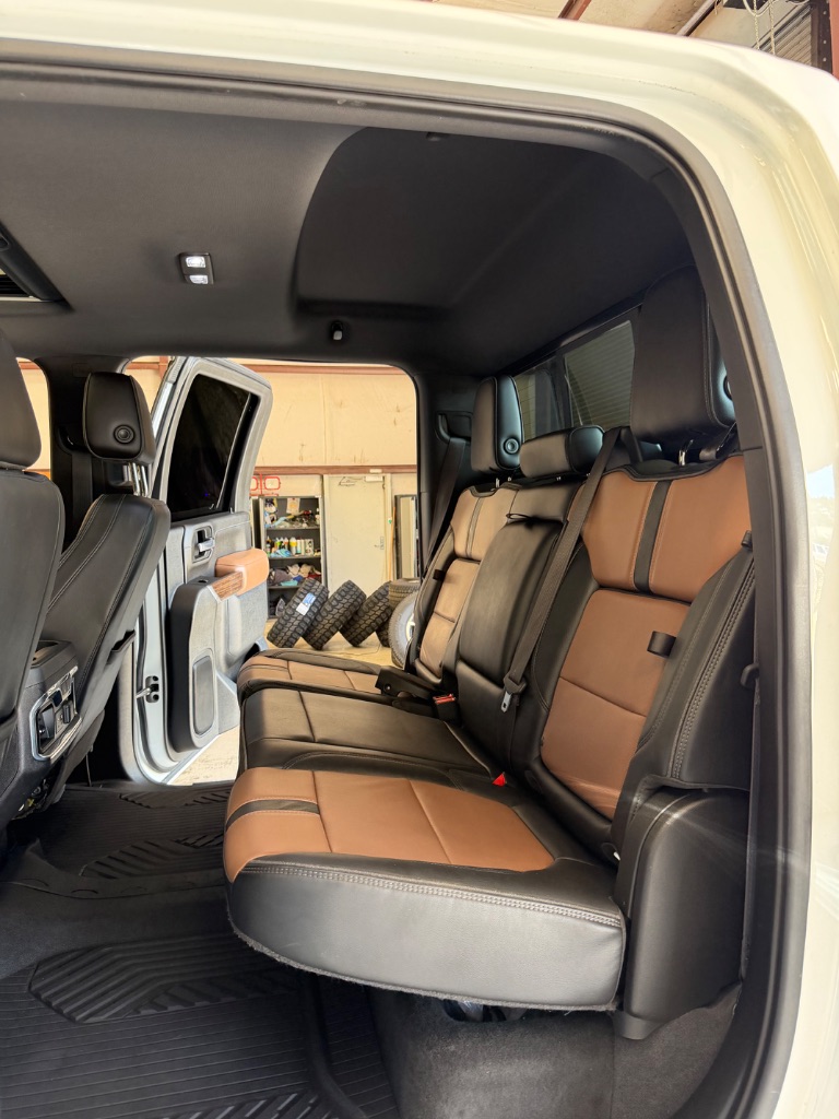 2020 Chevrolet Silverado - $50,900