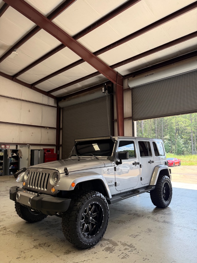 2017 Jeep Wrangler - $20,900