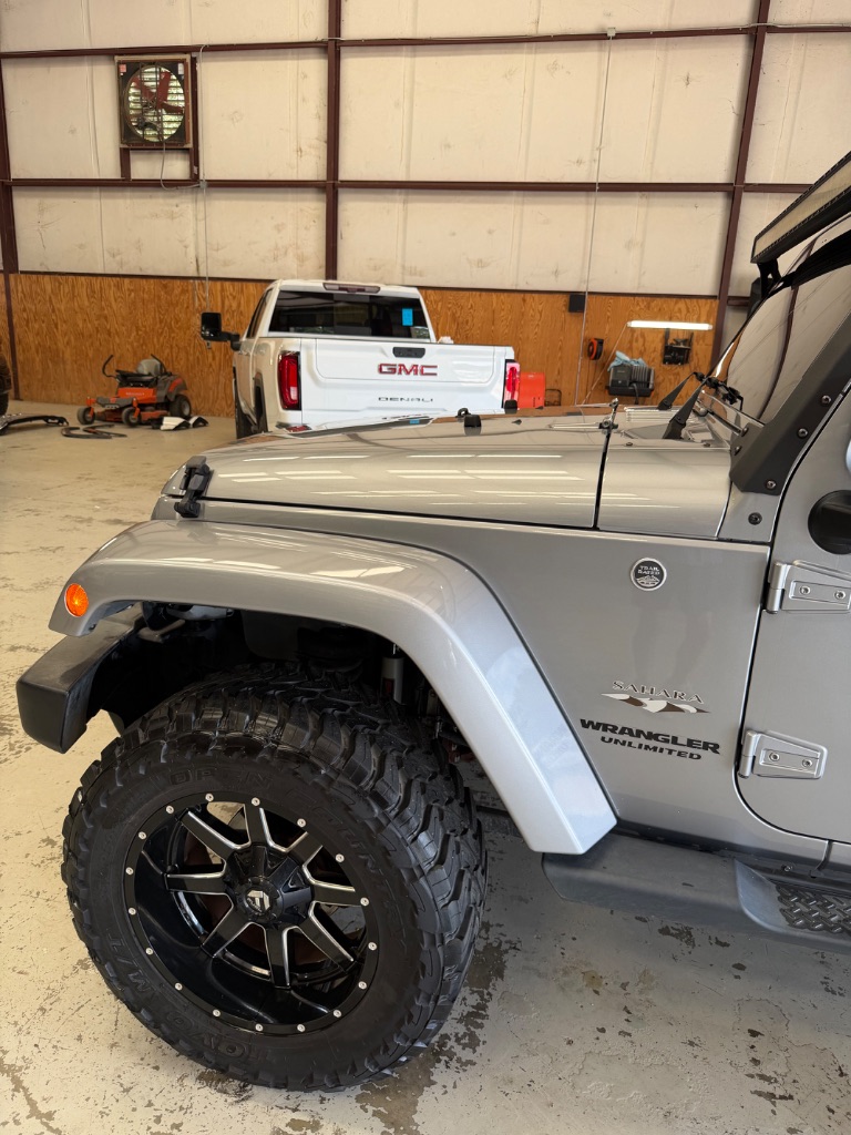 2017 Jeep Wrangler - $20,900