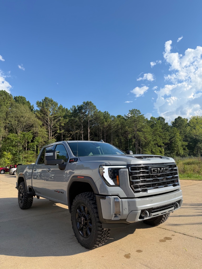 2024 GMC Sierra Hd - $69,900