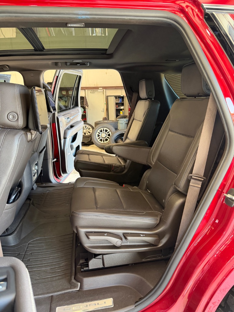 2021 GMC Yukon - $46,900