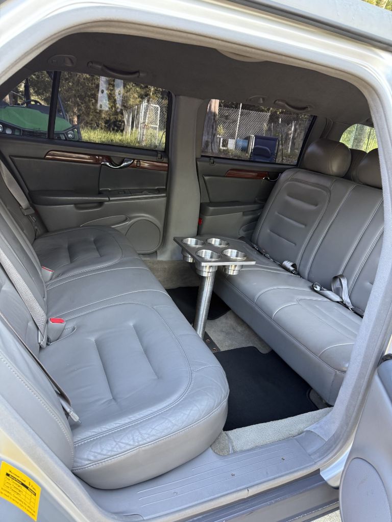 2003 Cadillac Limousine - $8,660