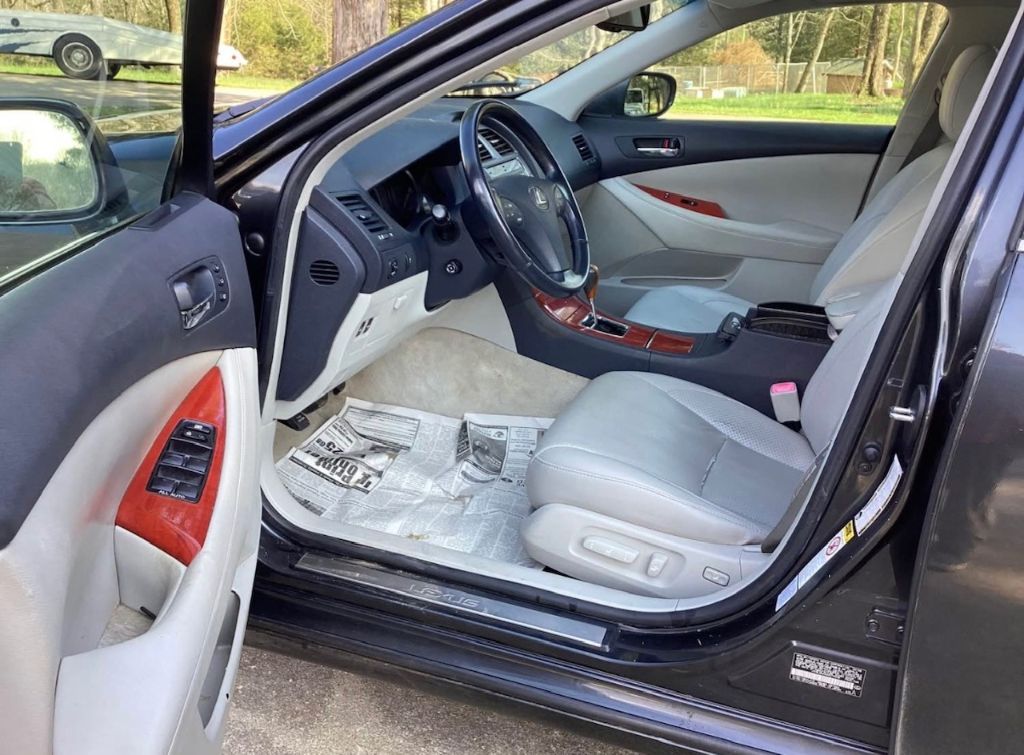 2008 Lexus ES - $7,900