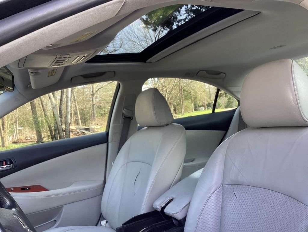 2008 Lexus ES - $7,900