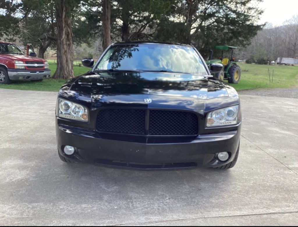2010 Dodge Charger - $4,950