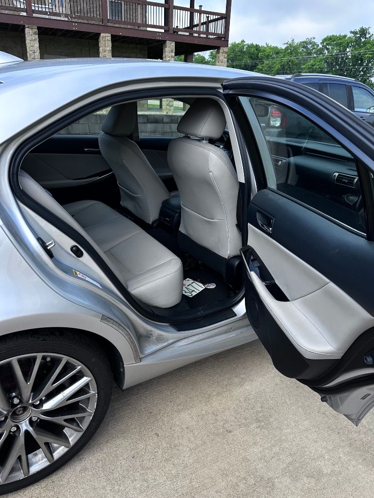 2016 Lexus IS - $14,670