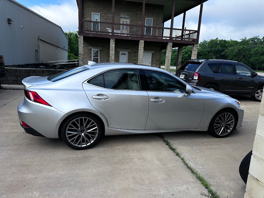 2016 Lexus IS - $14,670