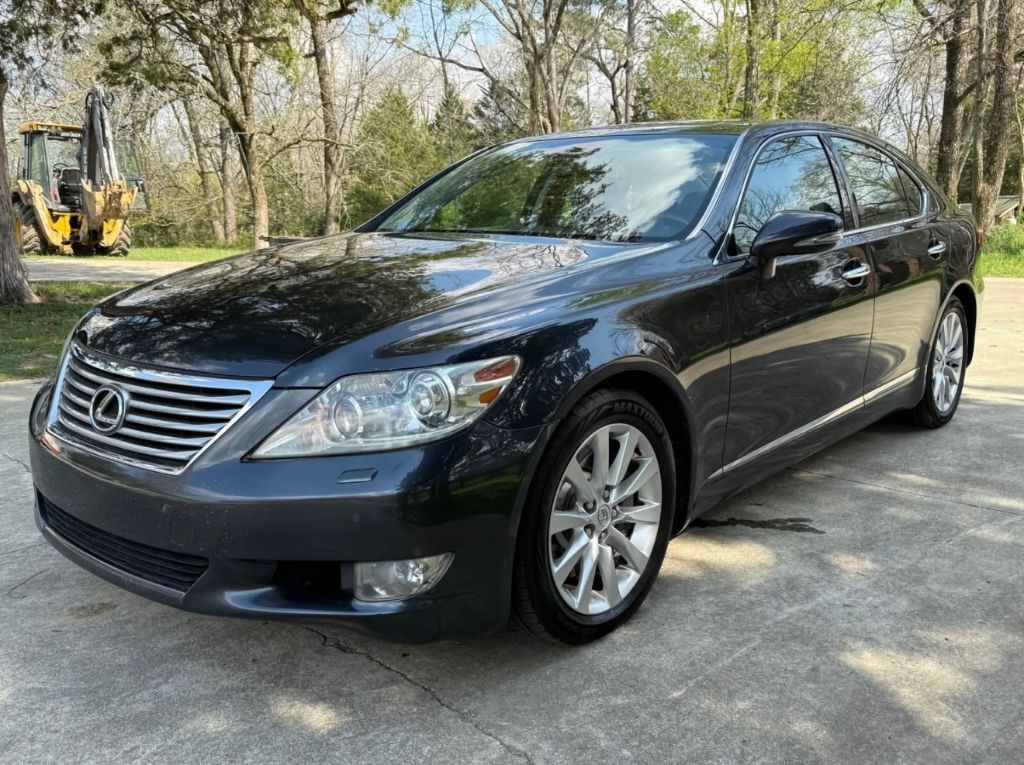 2011 Lexus LS - $12,890