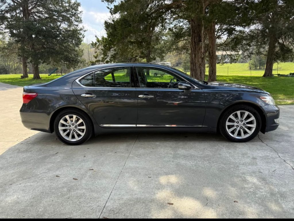 2011 Lexus LS - $12,890