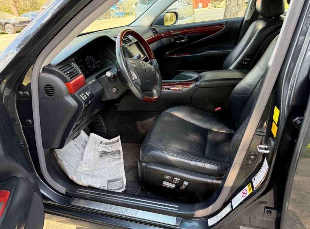 2011 Lexus LS - $12,890
