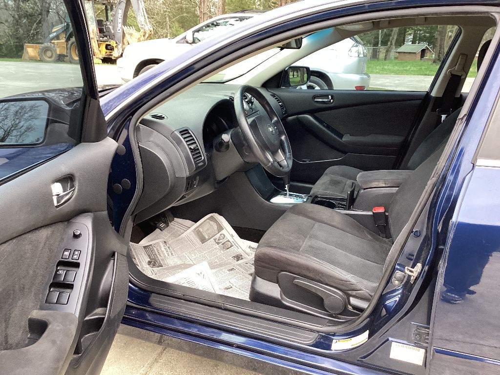 2010 Nissan Altima - $8,110