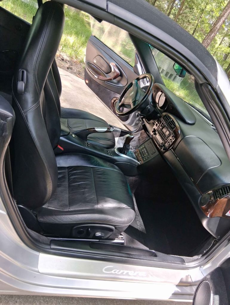 2000 Porsche 911 - $22,008