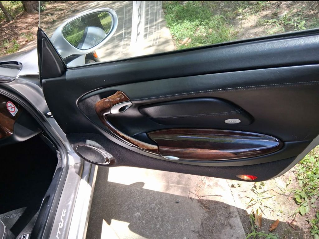 2000 Porsche 911 - $22,008