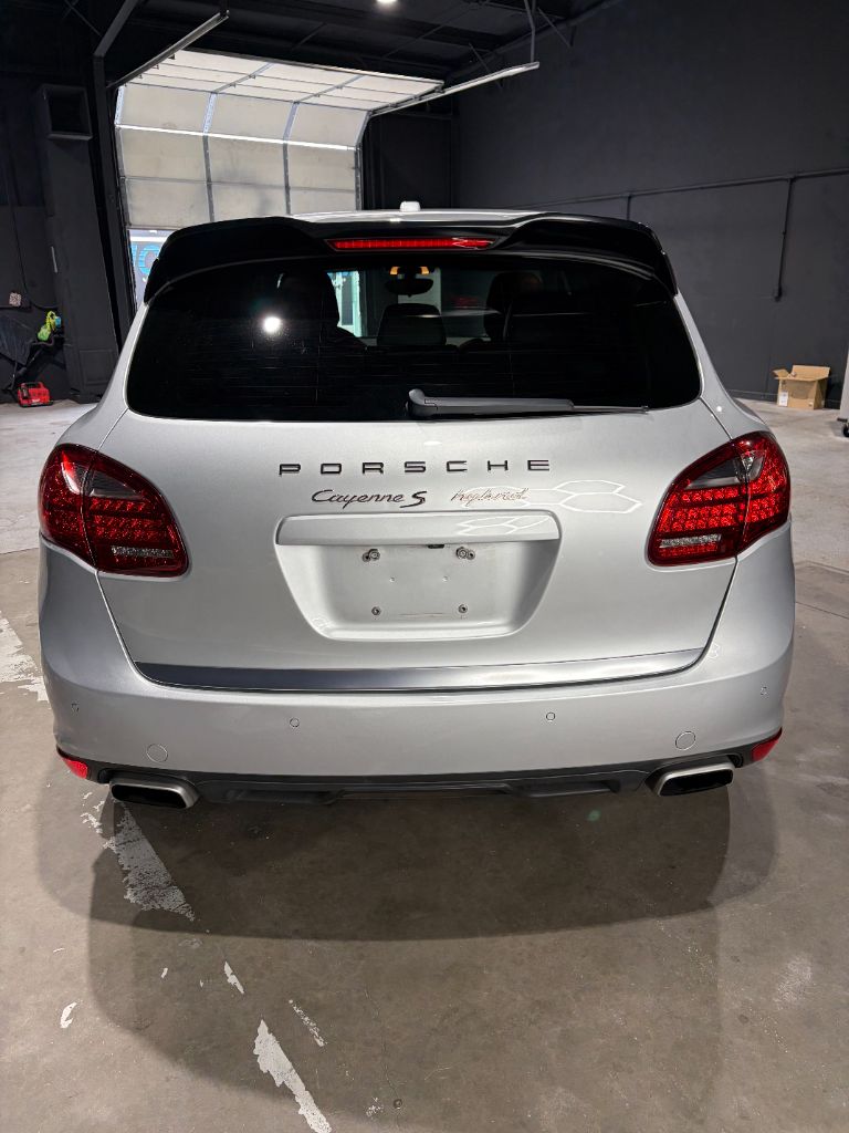 2013 Porsche Cayenne - $15,600