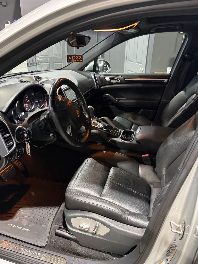 2013 Porsche Cayenne - $15,600