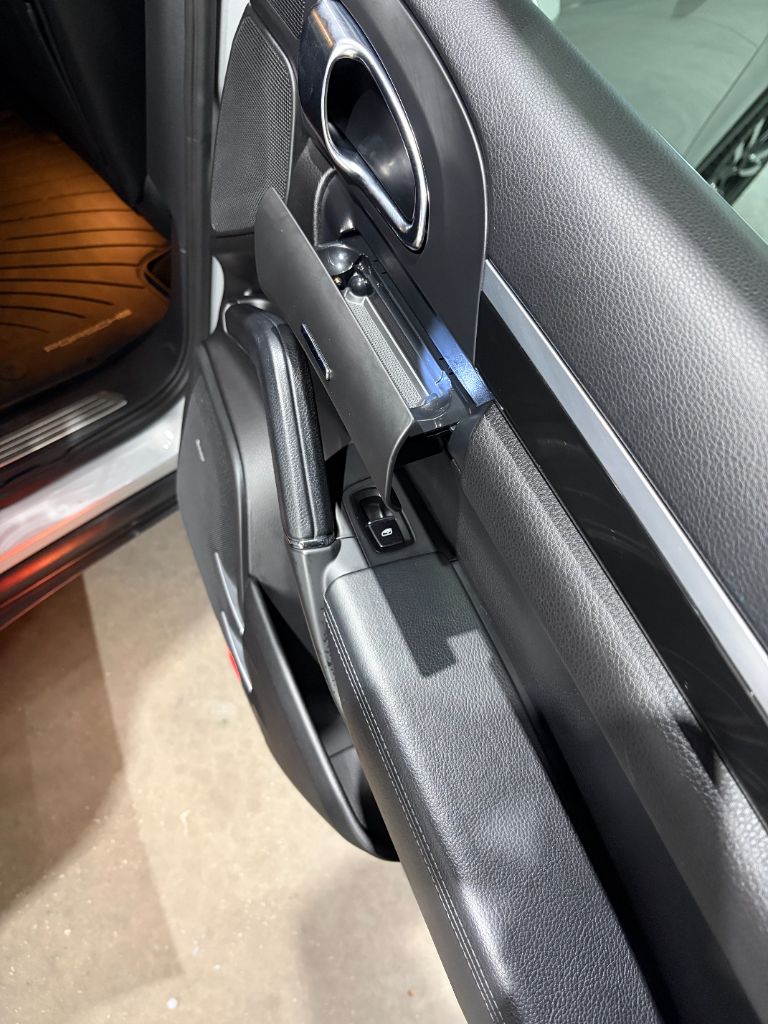 2013 Porsche Cayenne - $15,600