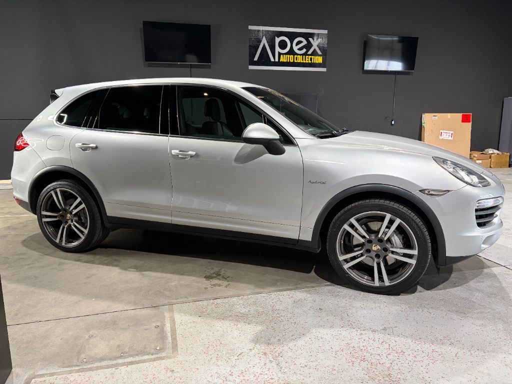 2013 Porsche Cayenne - $15,600