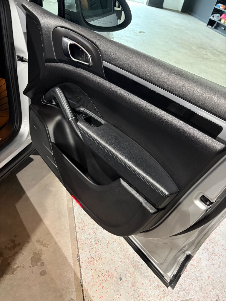 2013 Porsche Cayenne - $15,600