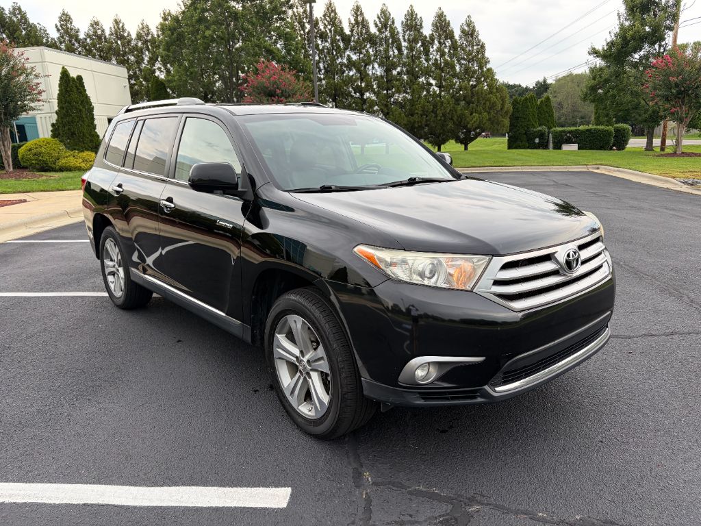 2013 Toyota Highlander - $12,400