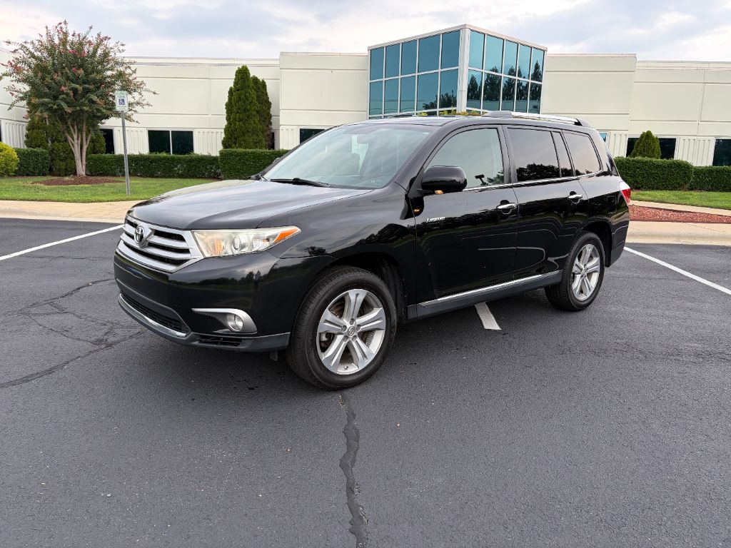2013 Toyota Highlander - $12,400