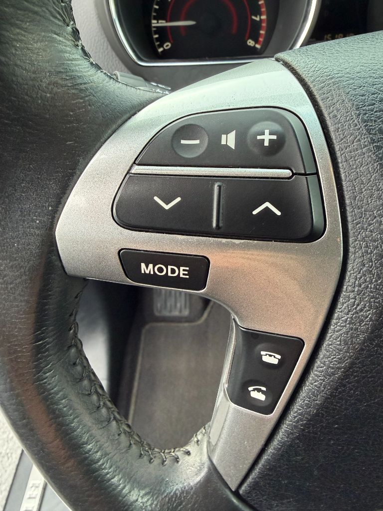 2013 Toyota Highlander - $12,400