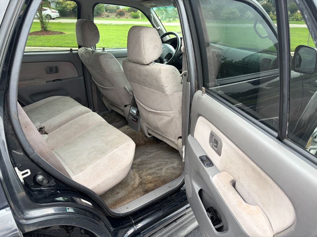 2002 Toyota 4Runner - $9,400