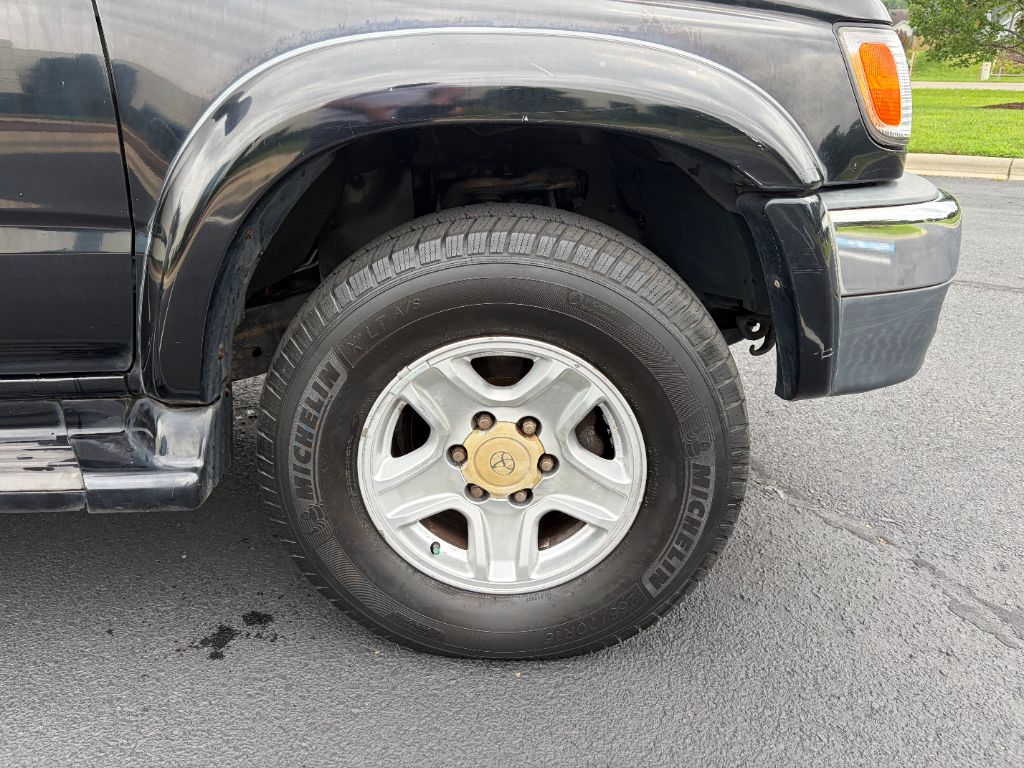 2002 Toyota 4Runner - $9,400