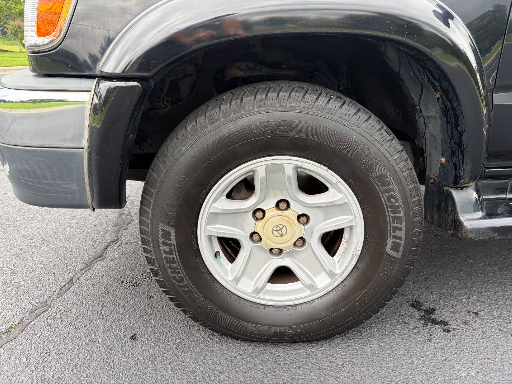 2002 Toyota 4Runner - $9,400