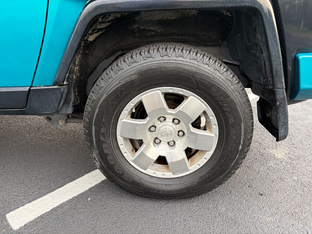 2008 Toyota FJ Cruiser - $17,400