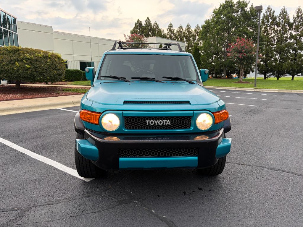 2008 Toyota FJ Cruiser - $17,400