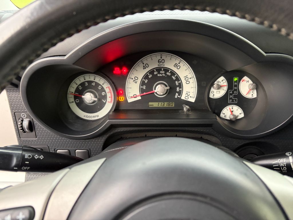 2008 Toyota FJ Cruiser - $17,400