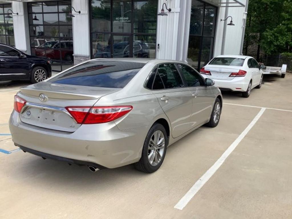 2015 Toyota Camry - $10,500