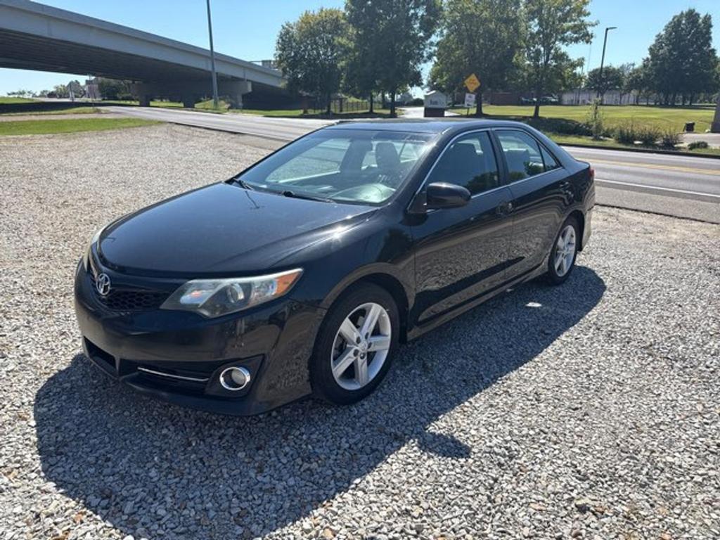2012 Toyota Camry - $7,000