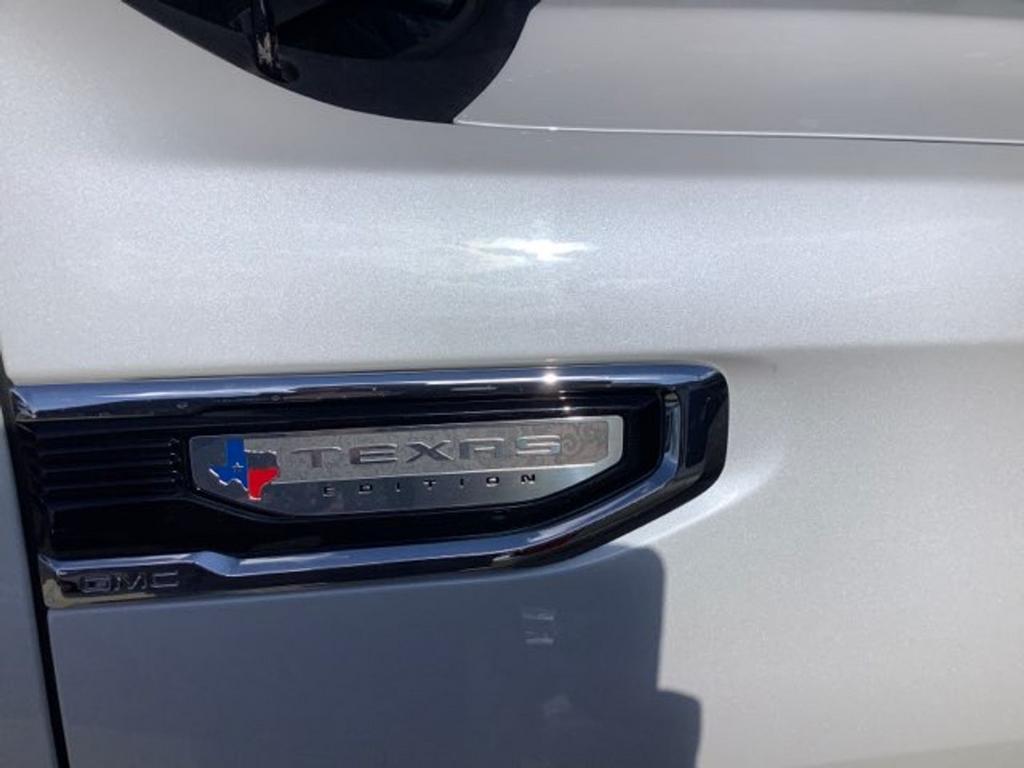 2021 GMC Sierra 1500 - $35,000