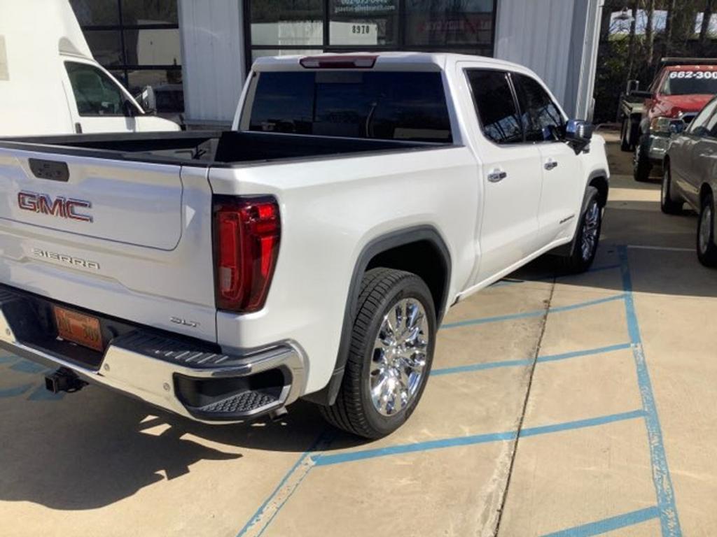 2021 GMC Sierra 1500 - $35,000