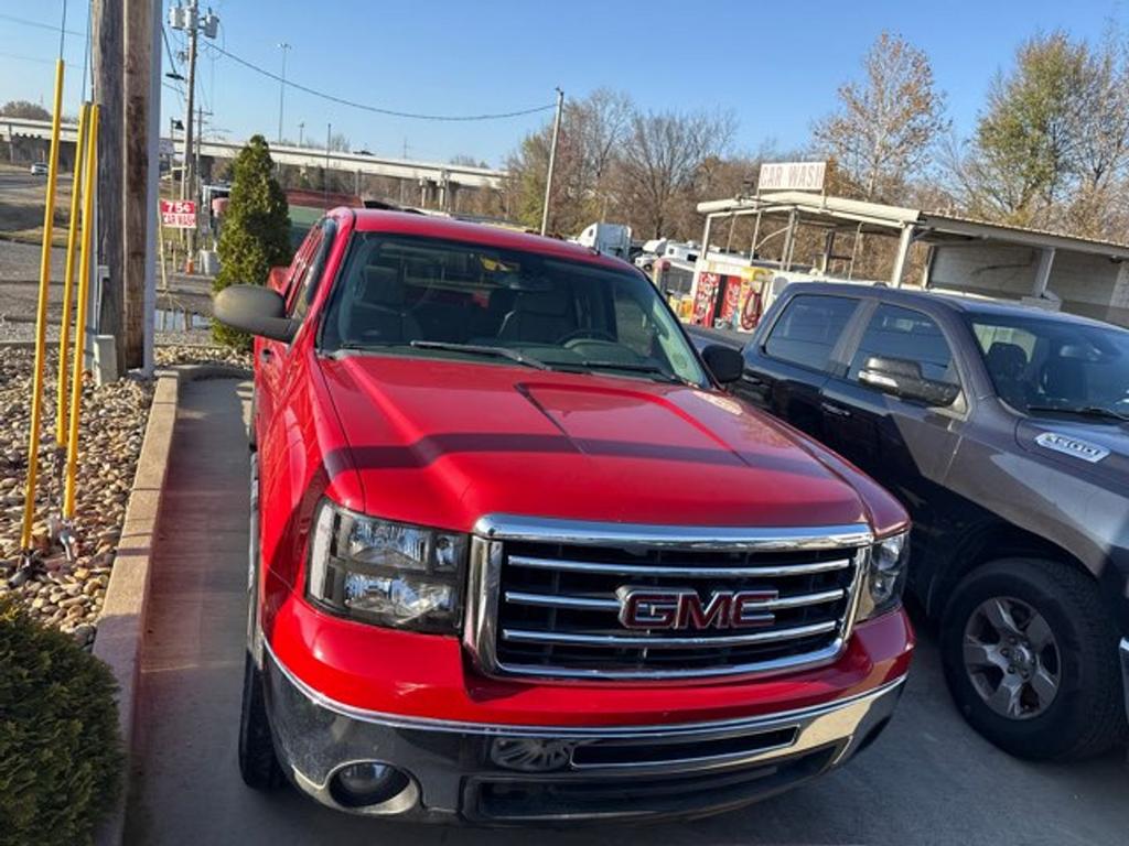 2013 GMC Sierra - $15,500