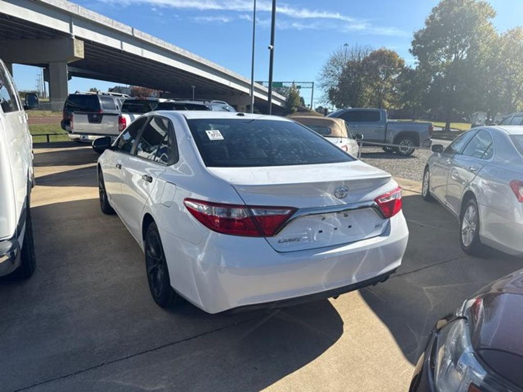 2017 Toyota Camry - $12,900