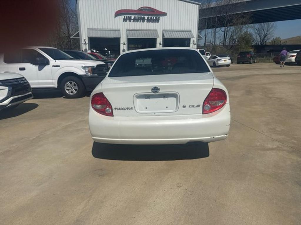 2000 Nissan Maxima - $4,500
