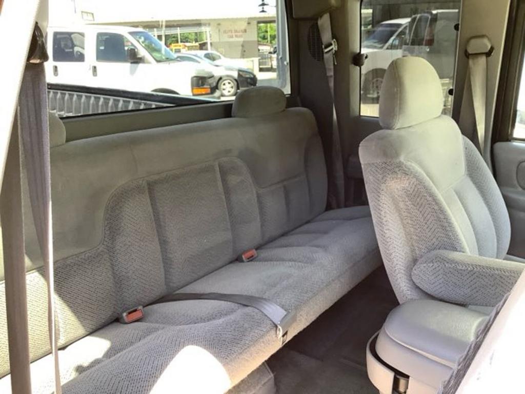 1995 GMC Sierra 1500 - $10,900