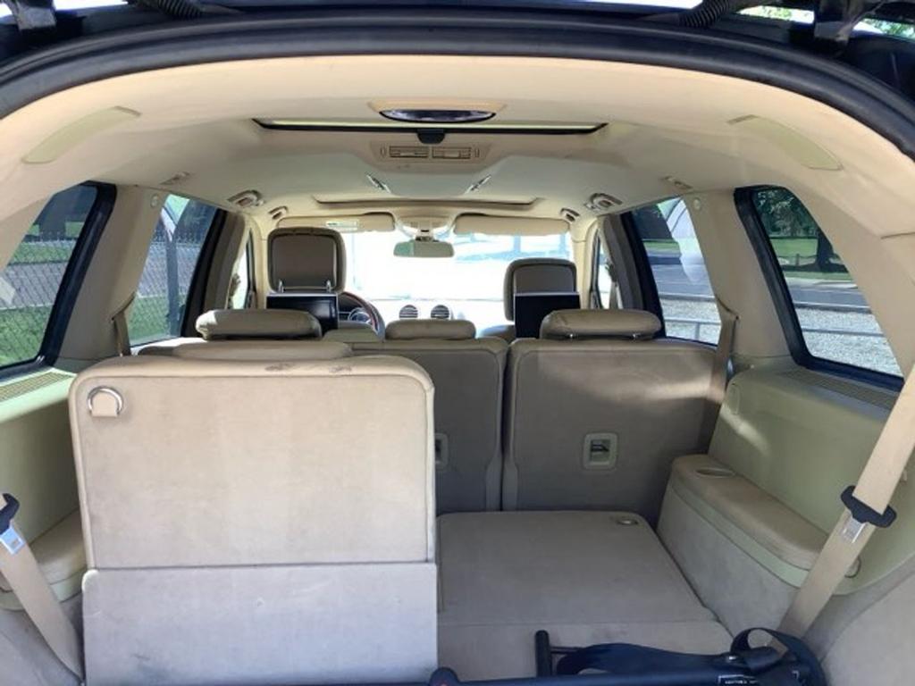 2011 Mercedes-Benz GL-Class - $9,800