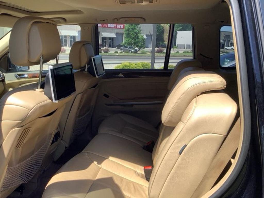 2011 Mercedes-Benz GL-Class - $9,800
