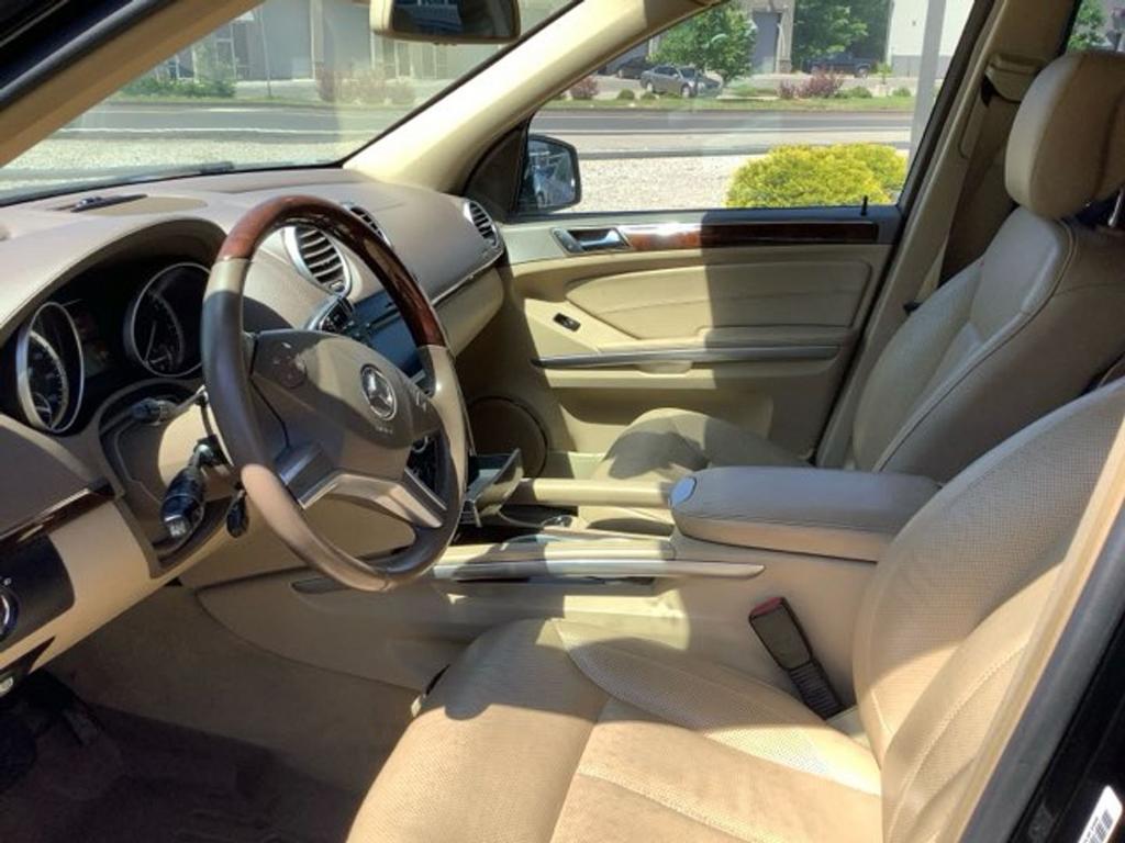 2011 Mercedes-Benz GL-Class - $9,800