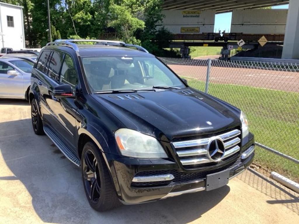 2011 Mercedes-Benz GL-Class - $9,800